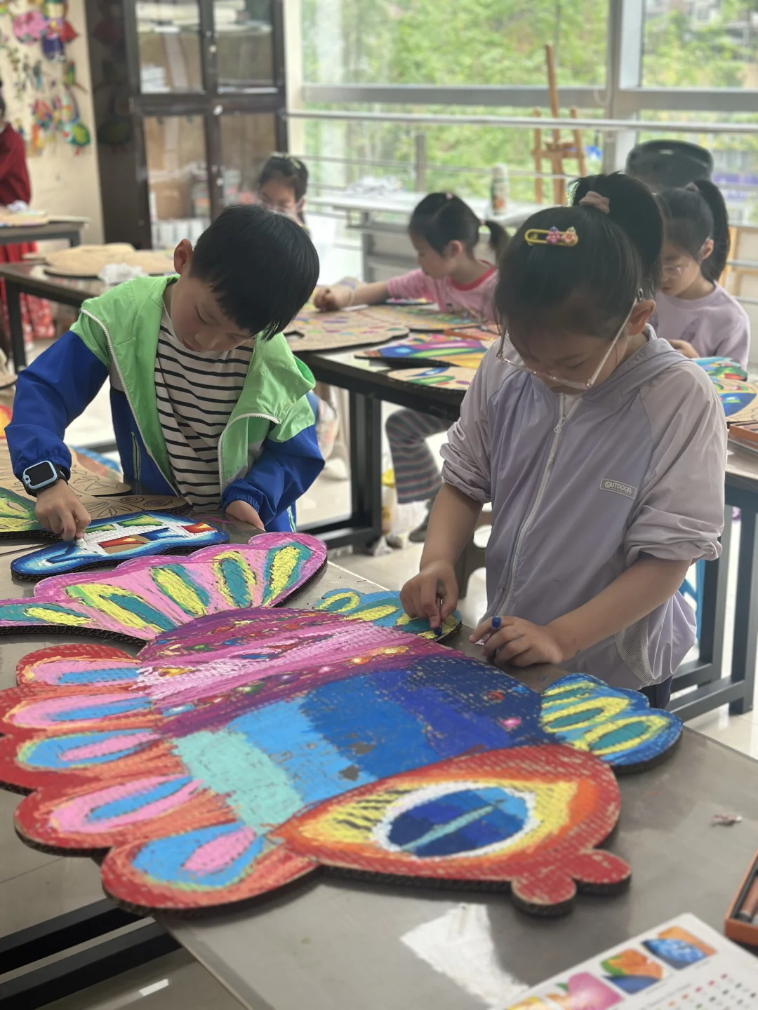 创意鱼形油画棒绘画—开启孩子的色彩探险