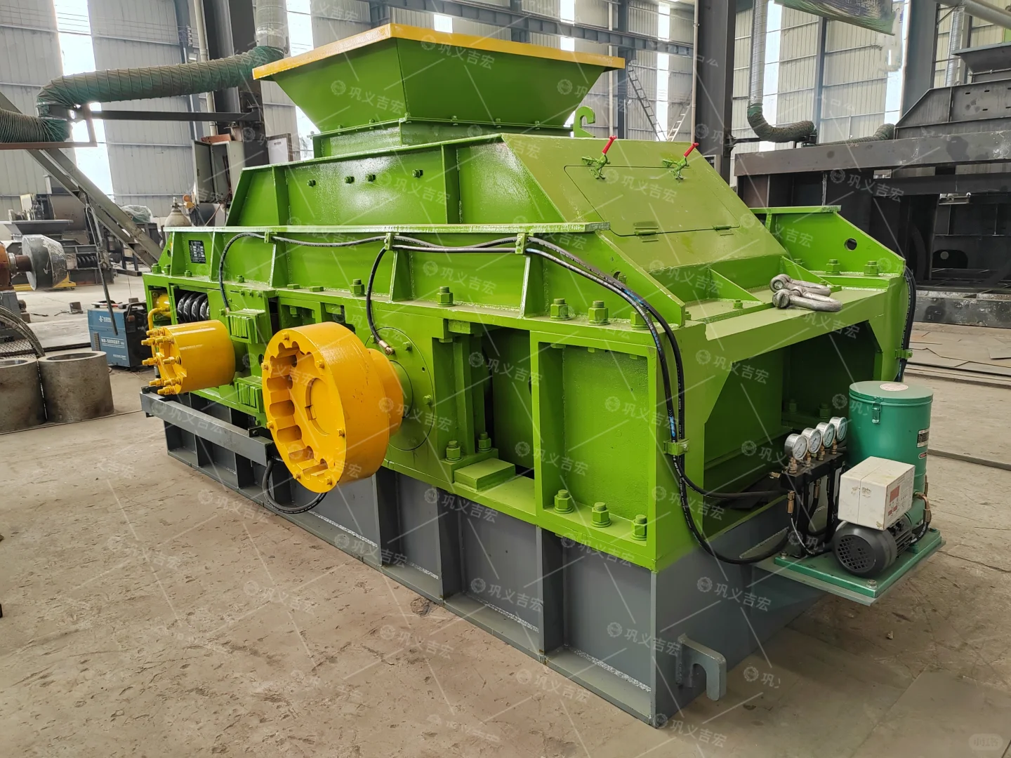 液压对辊破碎机：高效多能，助力工业破碎