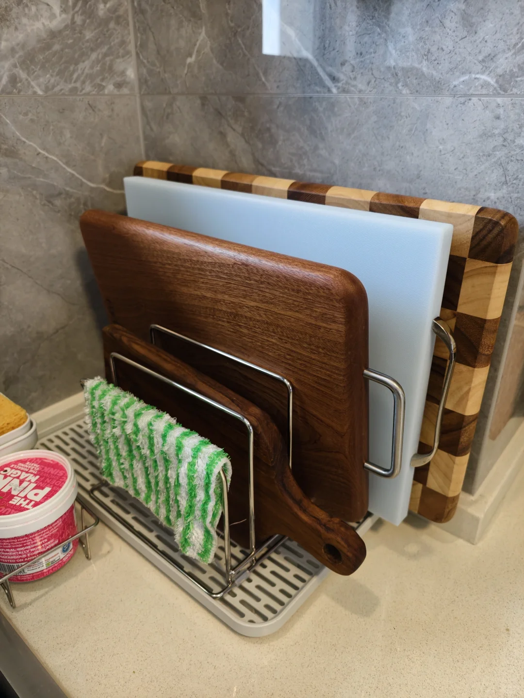 7平小厨房也能收纳满满