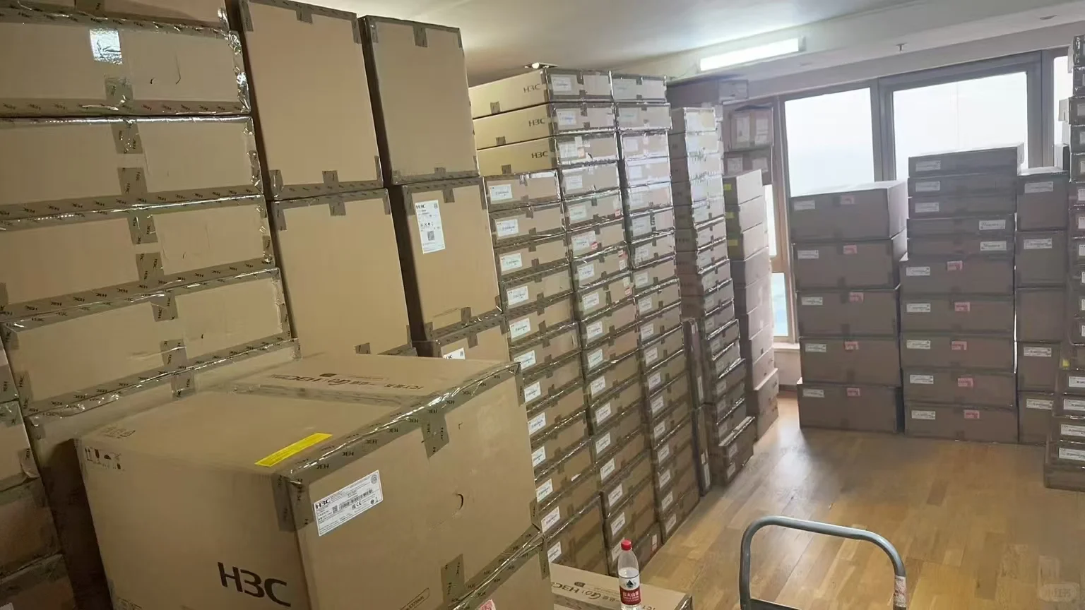 各类网络设备现货供应！！