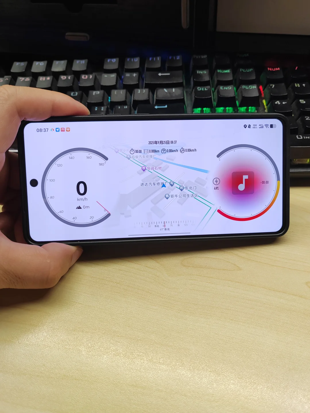 这车速表,帅就完事了