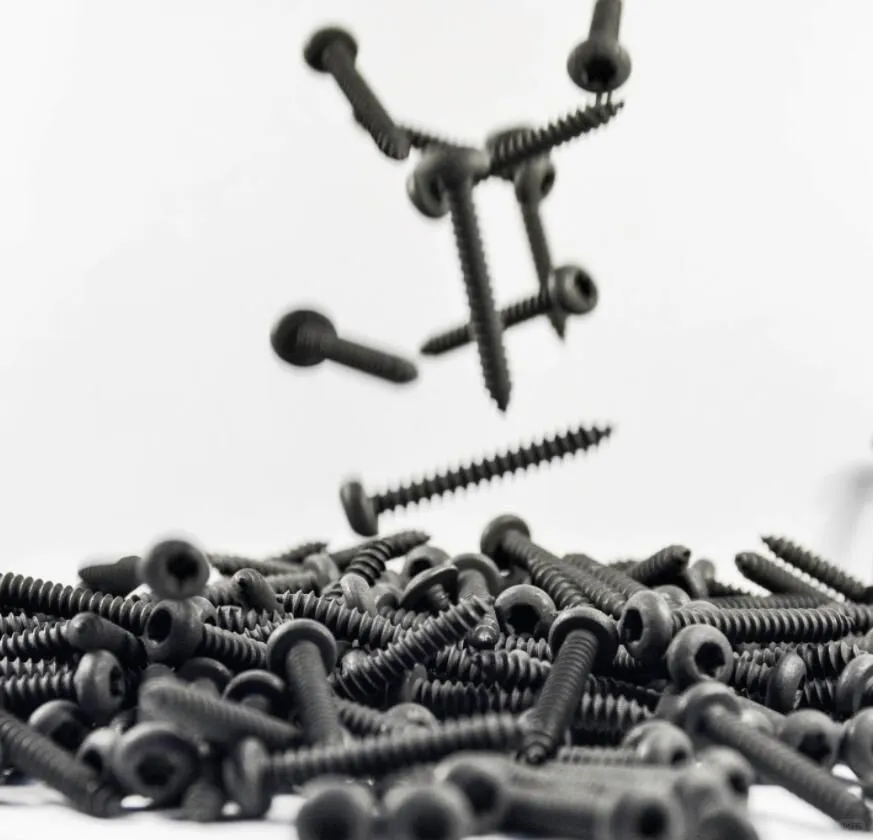 螺丝厂家：什么是钣金螺丝？