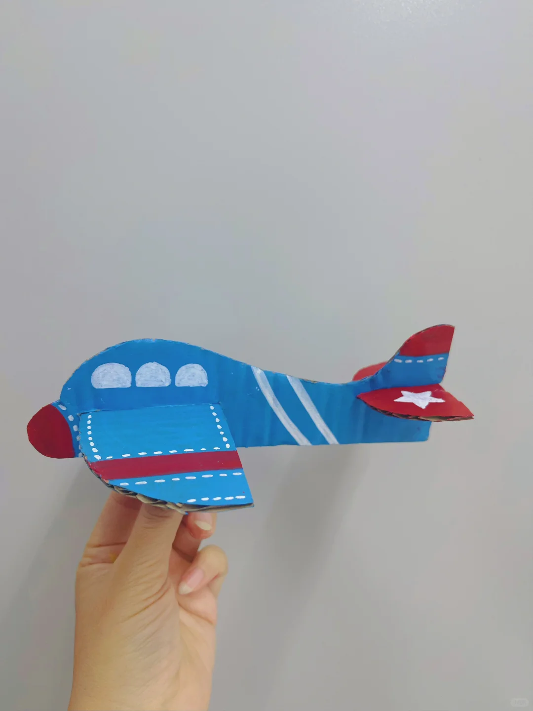 用废纸箱DIY小飞机✈️好简单，快乐起飞吧❗️