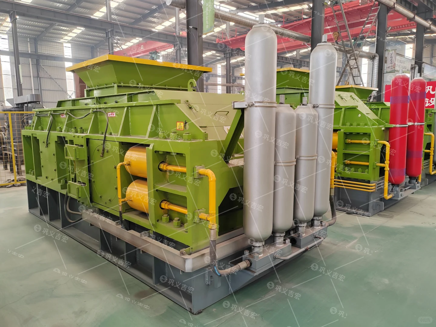 液压对辊破碎机：高效多能，助力工业破碎