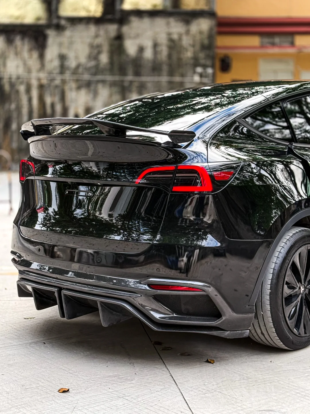 特斯拉小改一下就很帅！！