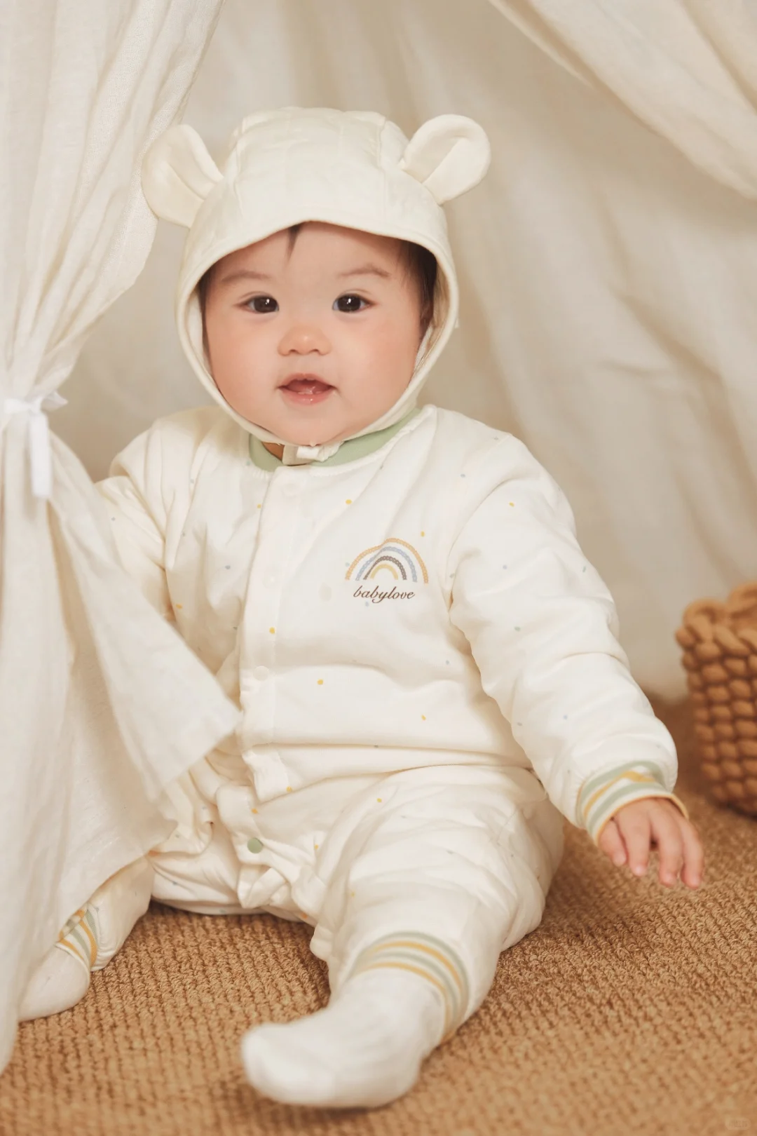 小龙虾穿搭日记｜用彩虹全能衣，拿捏三季?