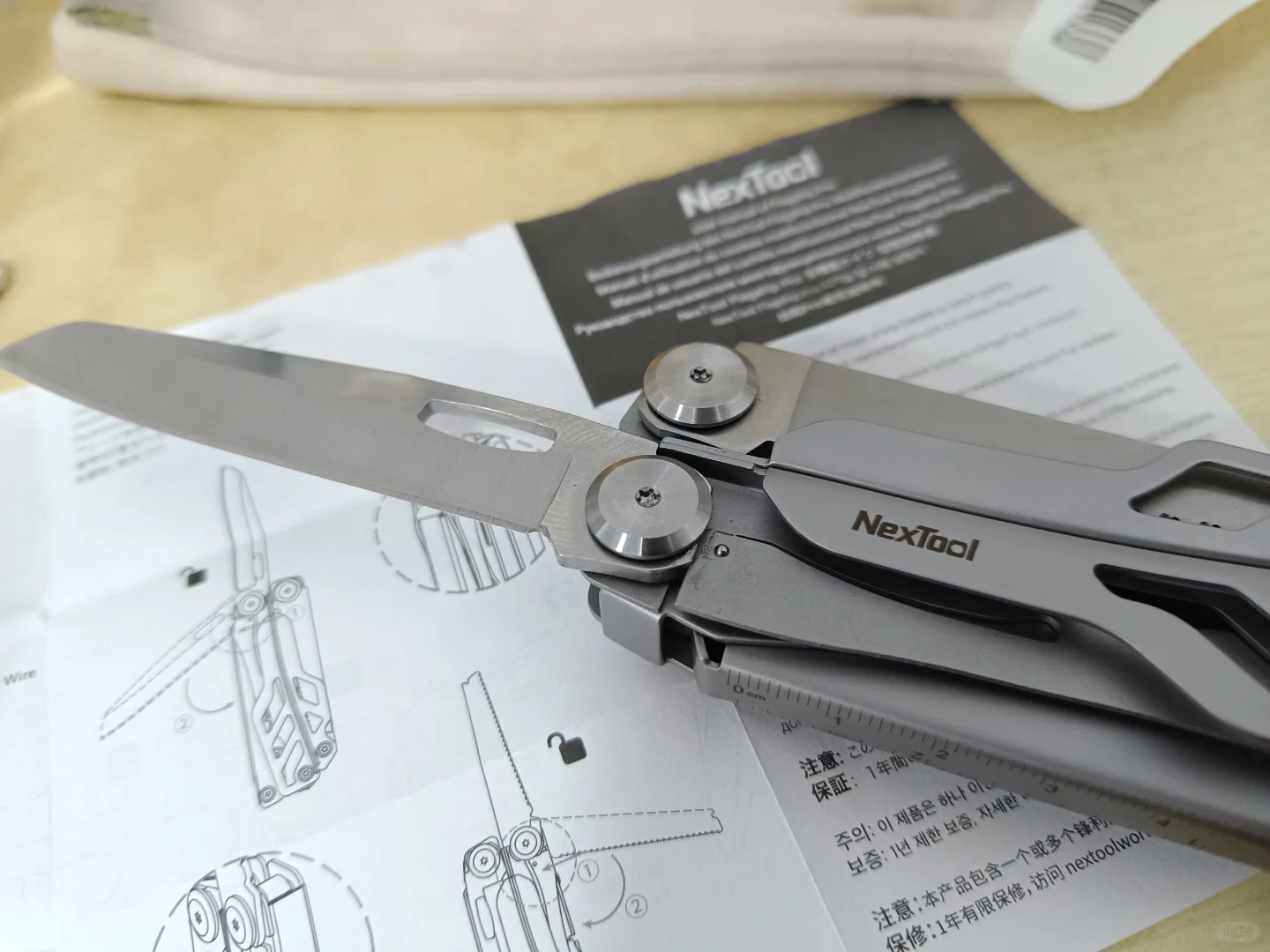 漂亮好看的大钳子