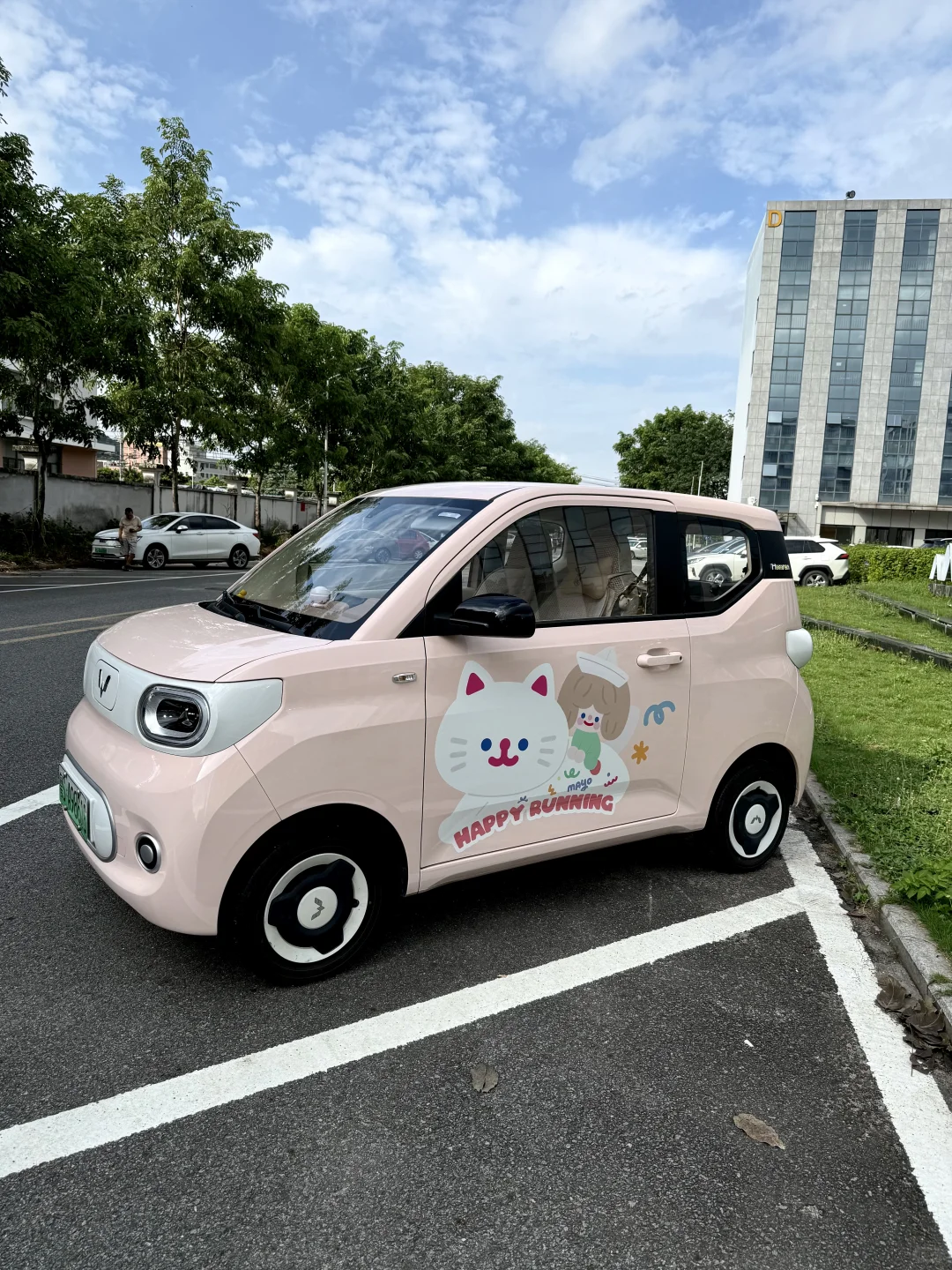 贴新车衣｜五菱萌主变身记！更像玩具车啦！