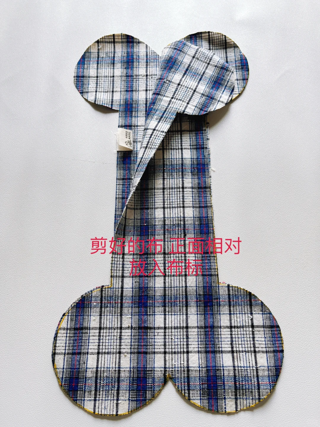 两块布就可以自制狗狗玩具，详细教程来咯?