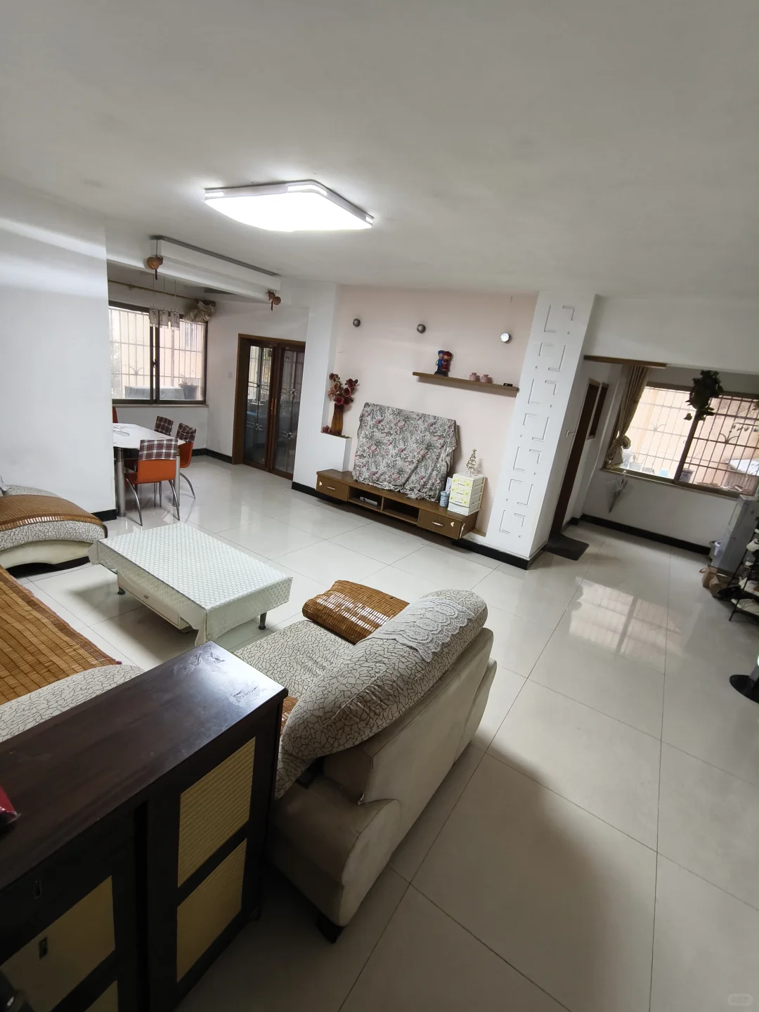 三室房两厅靓房出租近文昌阁地铁站