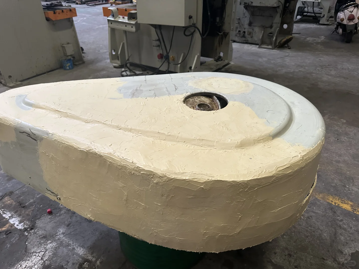 专业机械设备翻新喷漆补漆漆面修复