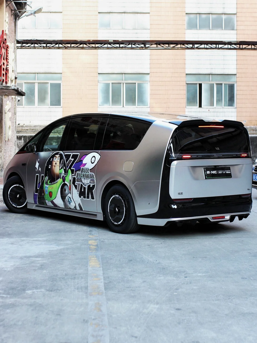 感谢客户小哥的返图，这辆巴斯光年真的帅啊