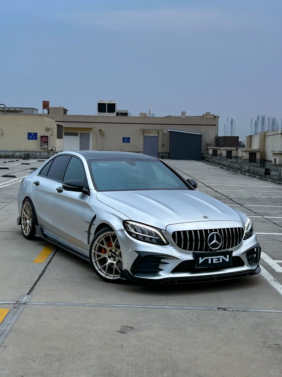 终于不用照着C63改了！W205专属套件来了！