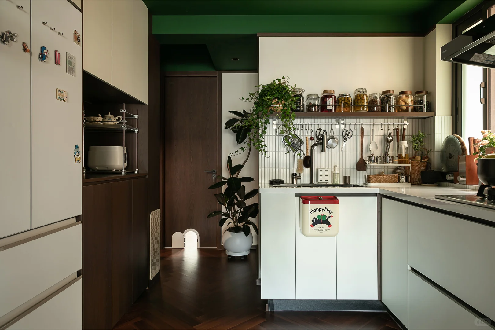 老公房逆袭！一人两猫的森系混搭共生小家