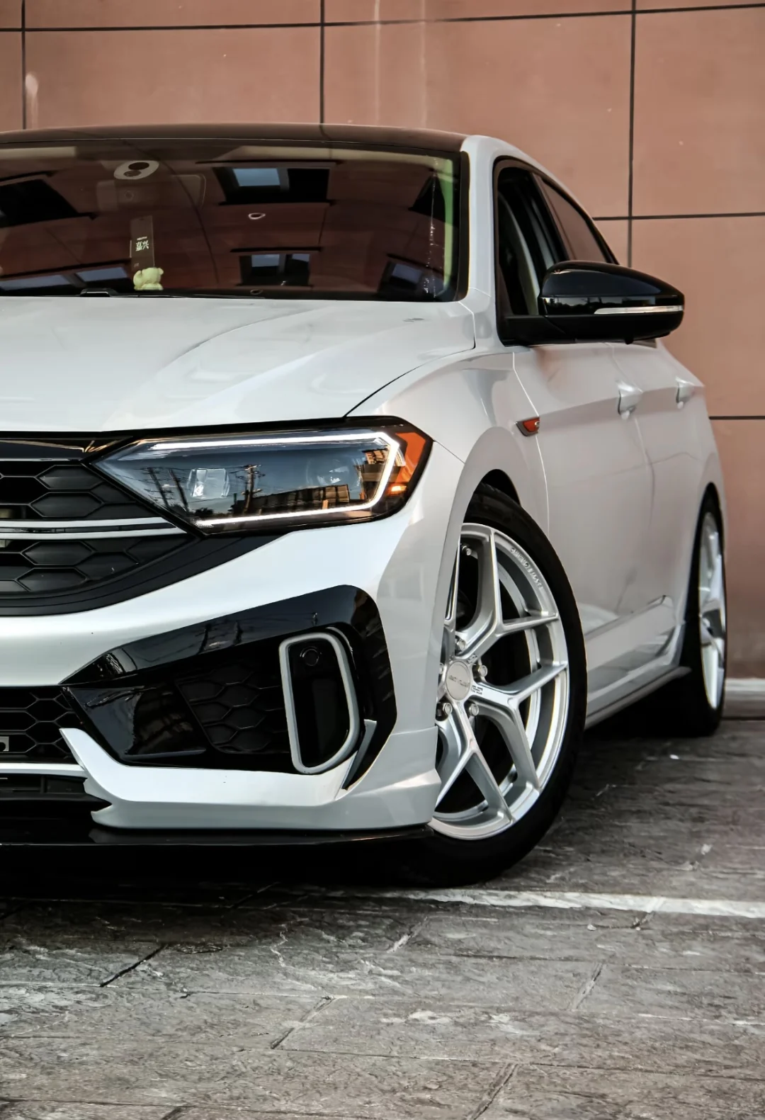 新速腾海外版运动包围套件；颜值简直帅爆了