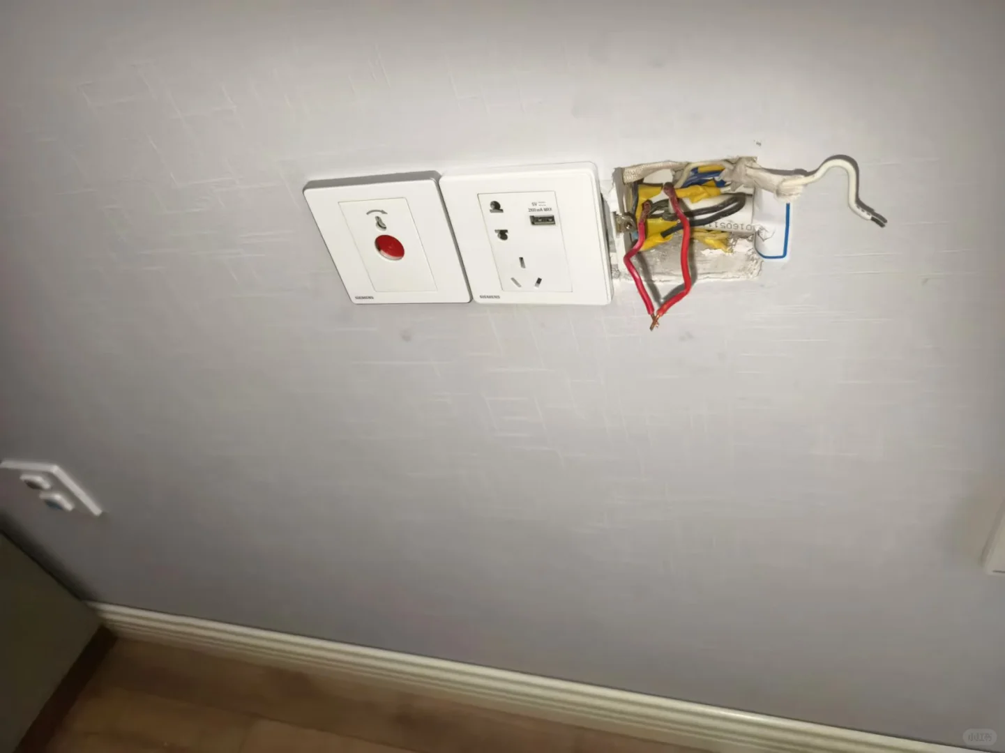 家里出现频繁跳闸现象?线路短路漏电