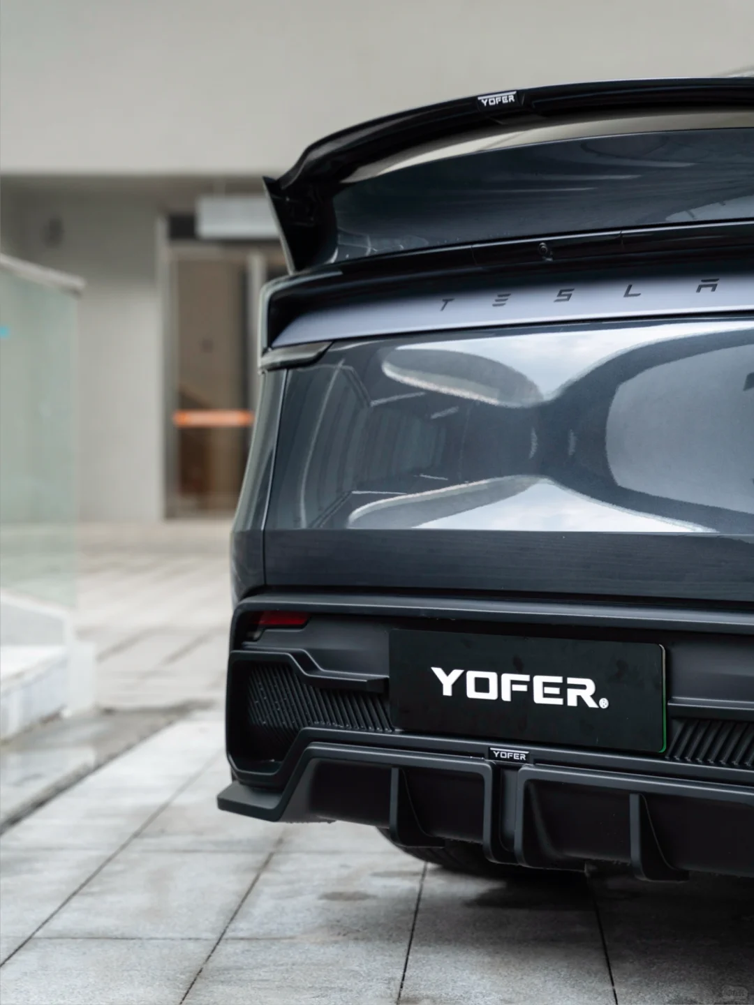 焕新Model Y ｜星空灰 颜值代表