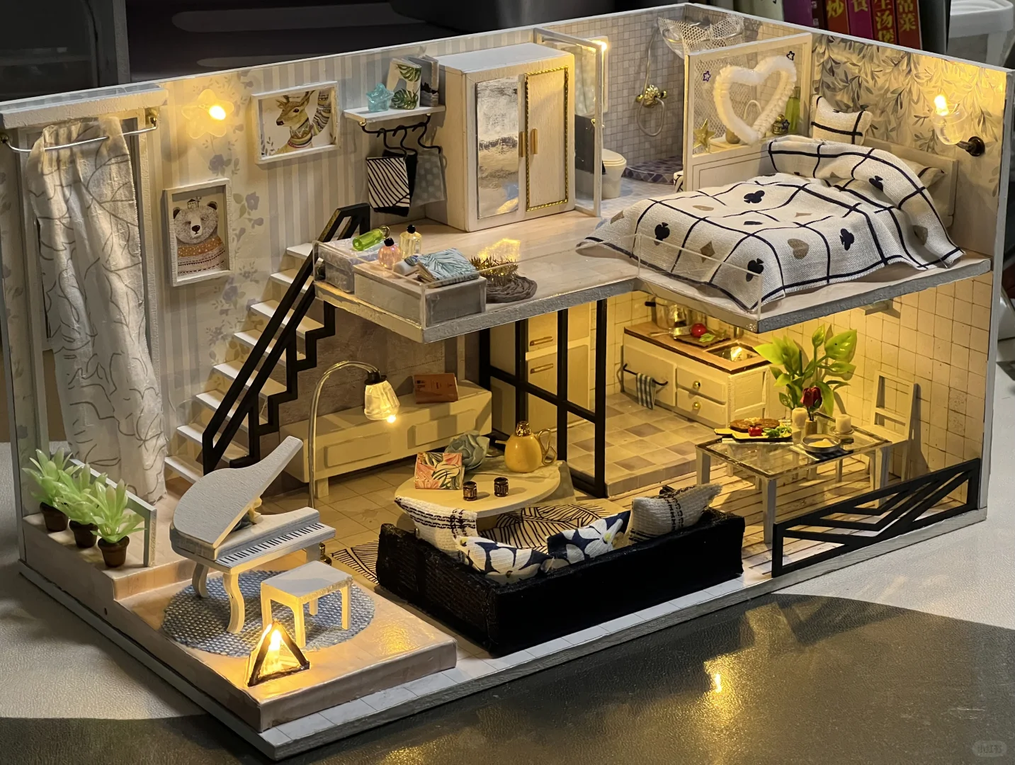 花了三天搭建了个diy手工小屋复式别墅房子