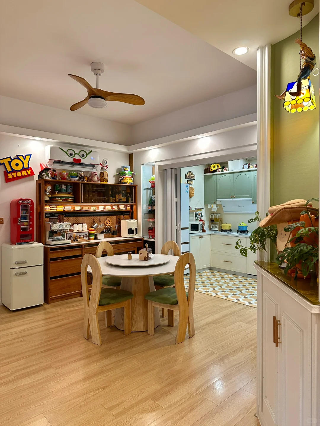 没错！这就是父母口中不欢迎亲戚的家！