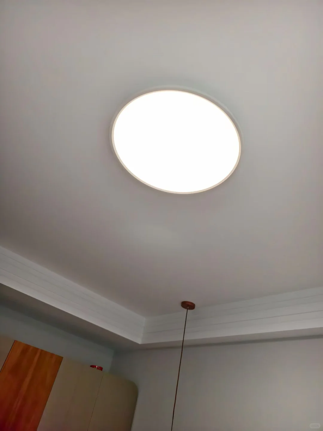 家里出现频繁跳闸现象?线路短路漏电