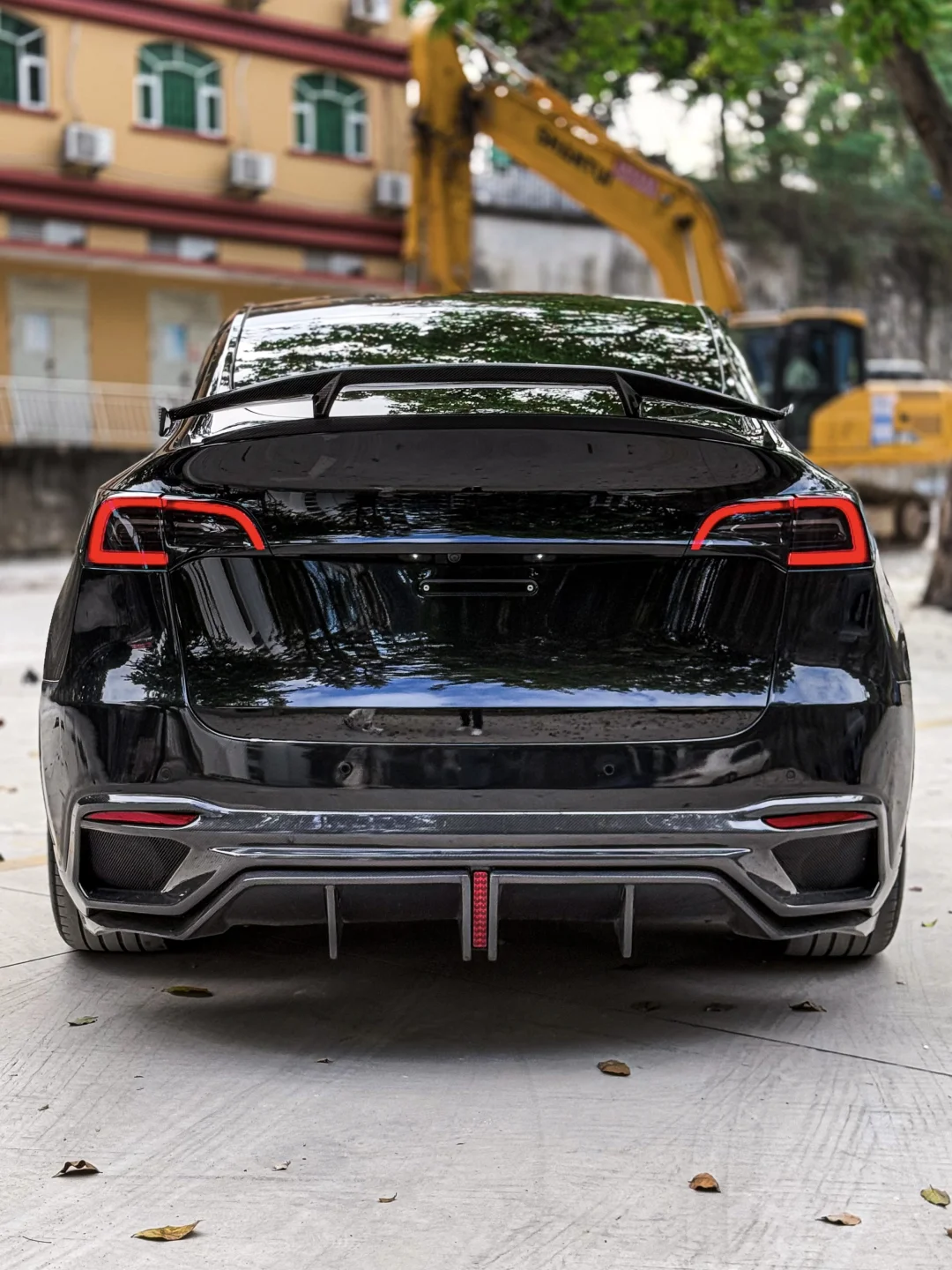 特斯拉小改一下就很帅！！