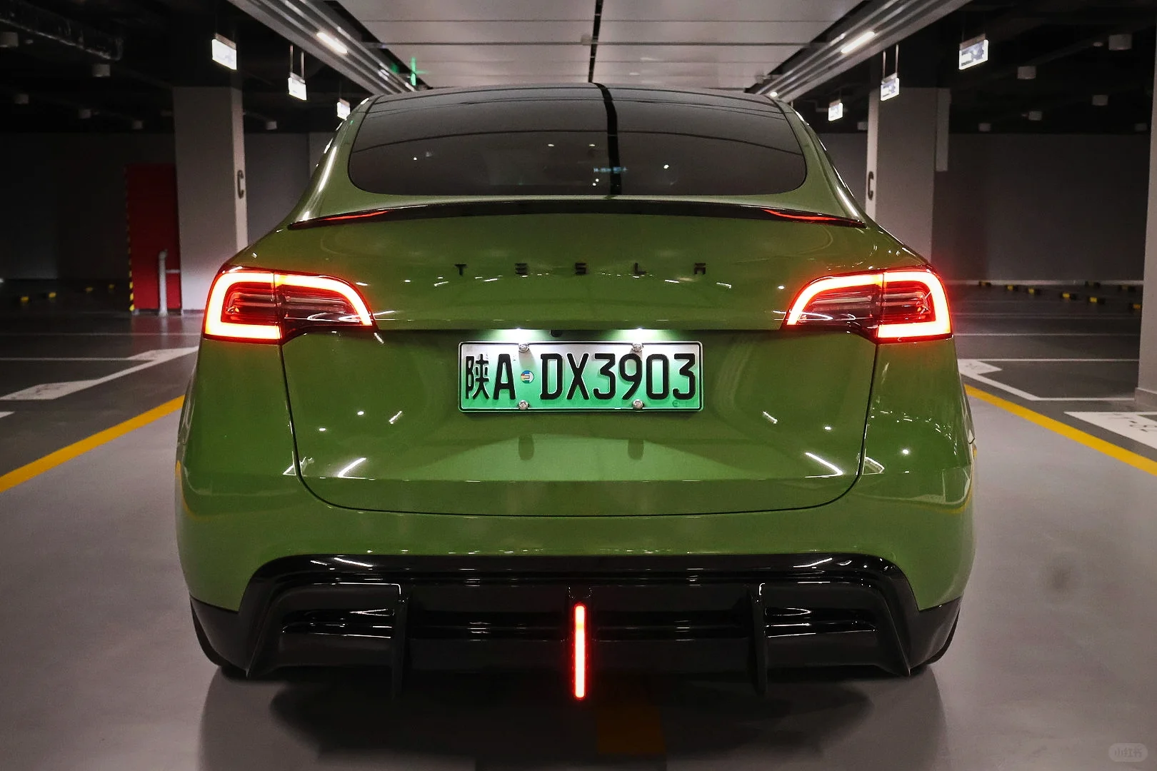 最便宜的特斯拉外观改装｜快来抄作业