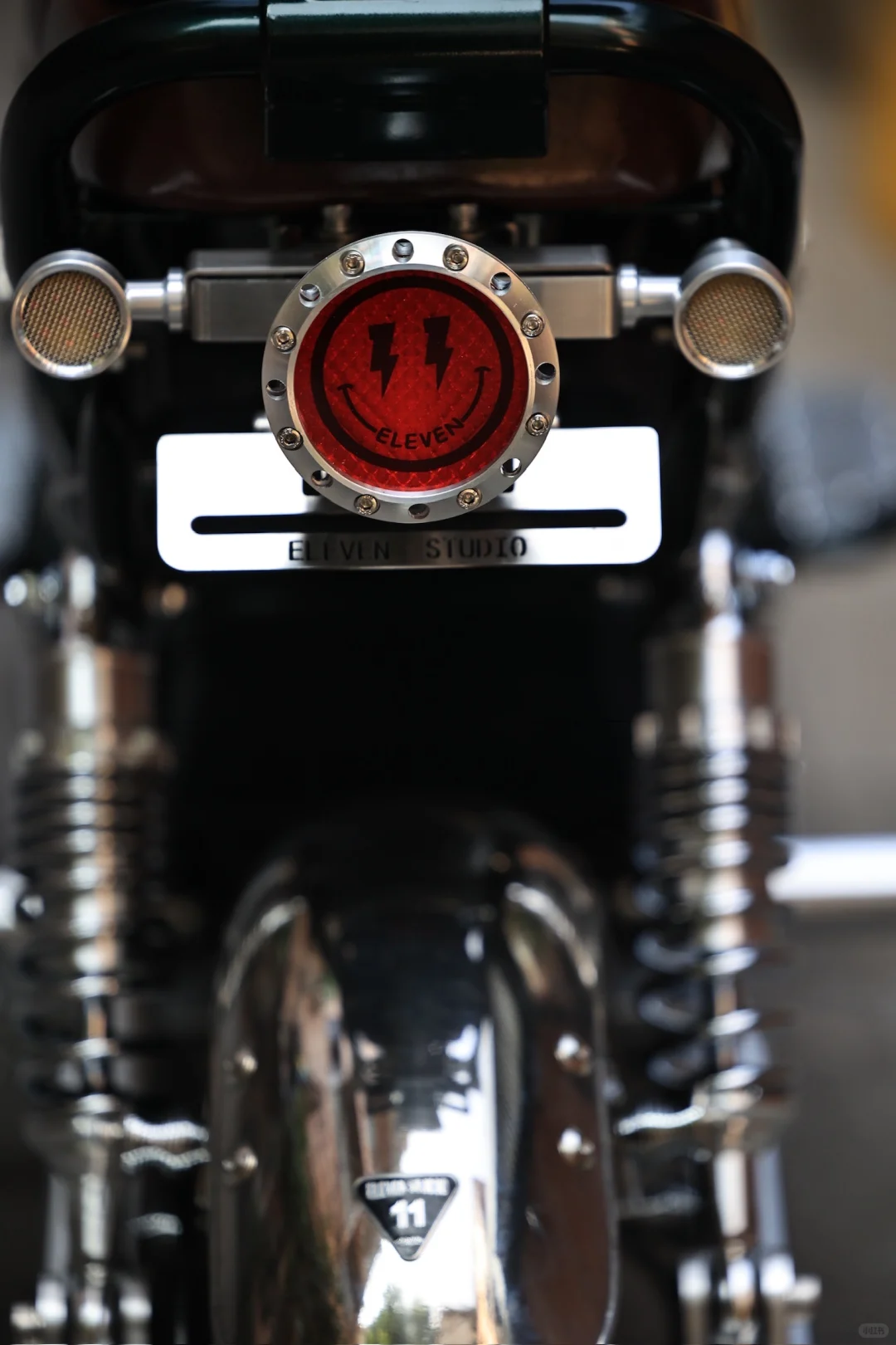 电镀质感笑脸尾灯到货了！