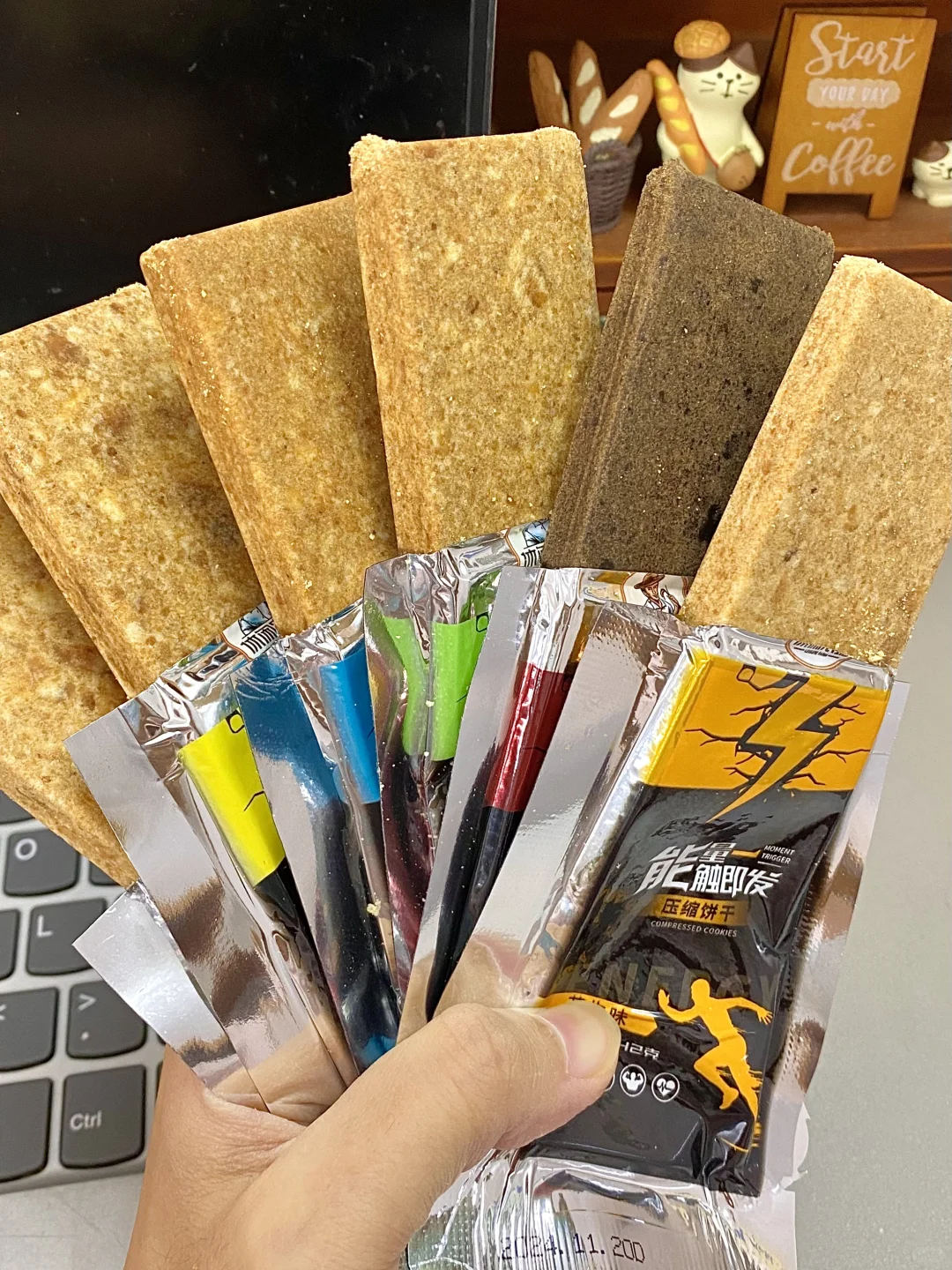 我惊了！现在的压缩饼干竟然做的这么好吃！