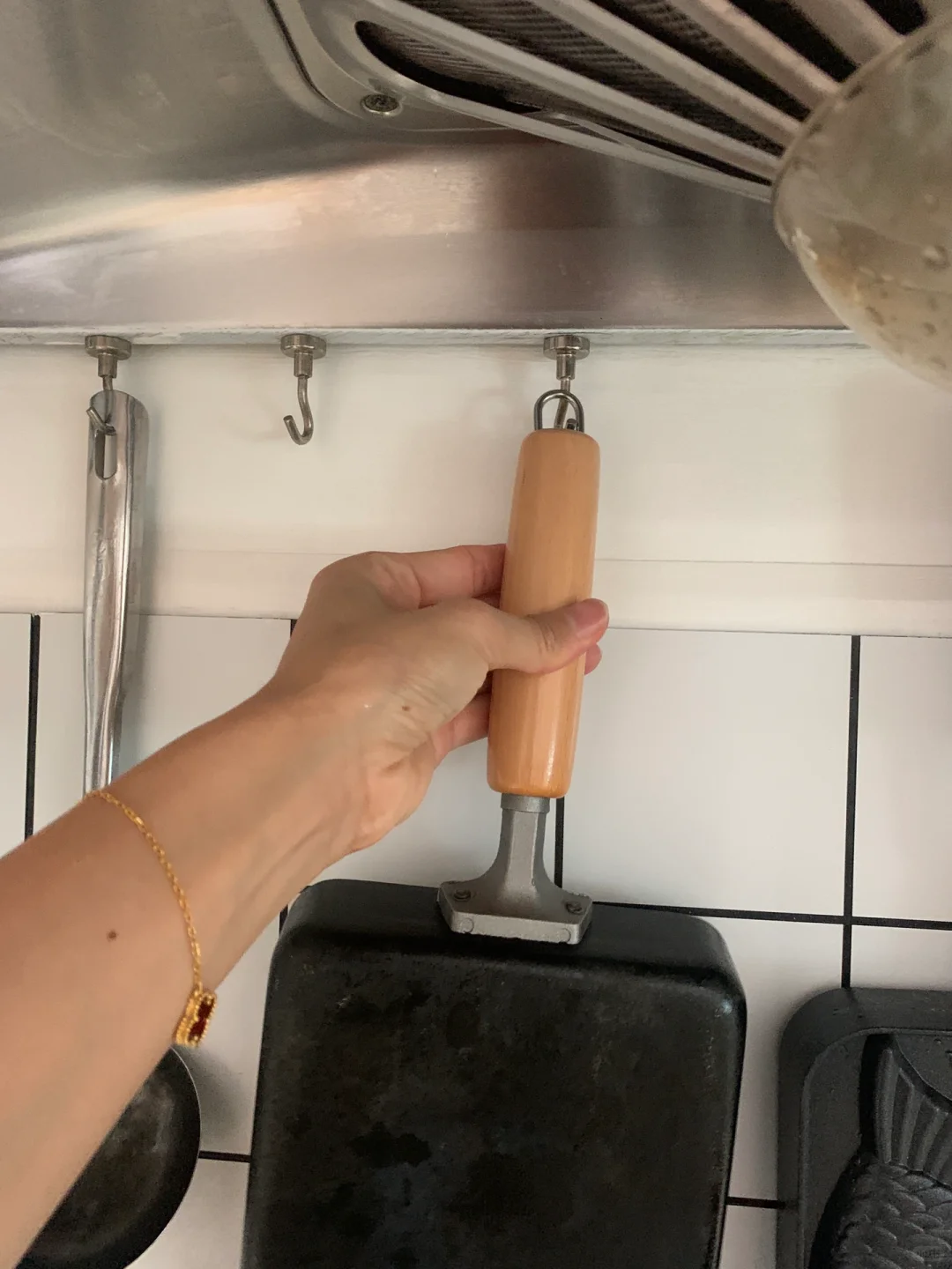 6㎡逆袭日剧同款厨房！锅铲全挂墙后真香了