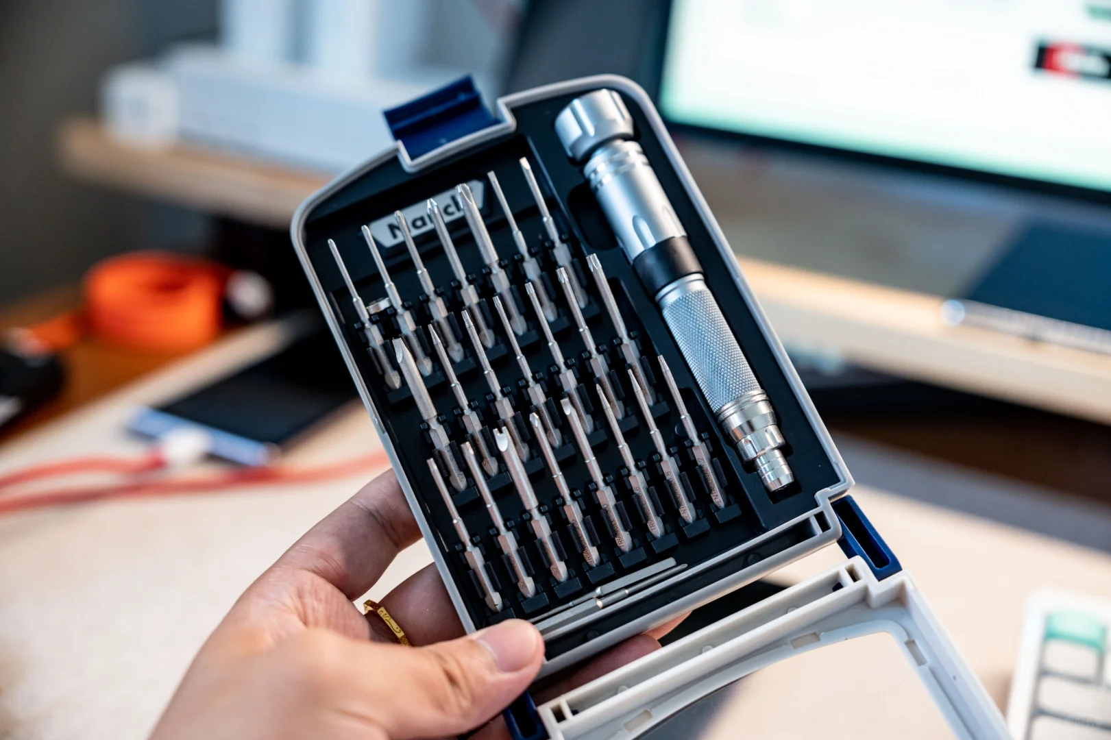 男孩子90块钱的快乐！一套22合1南旗螺丝刀