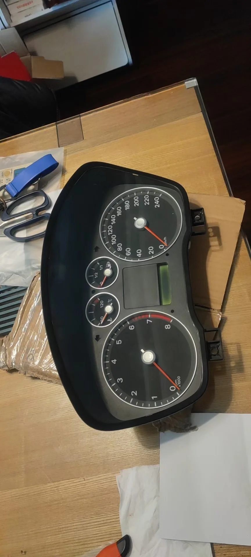 五块钱修复经典福克斯仪表盘显示屏