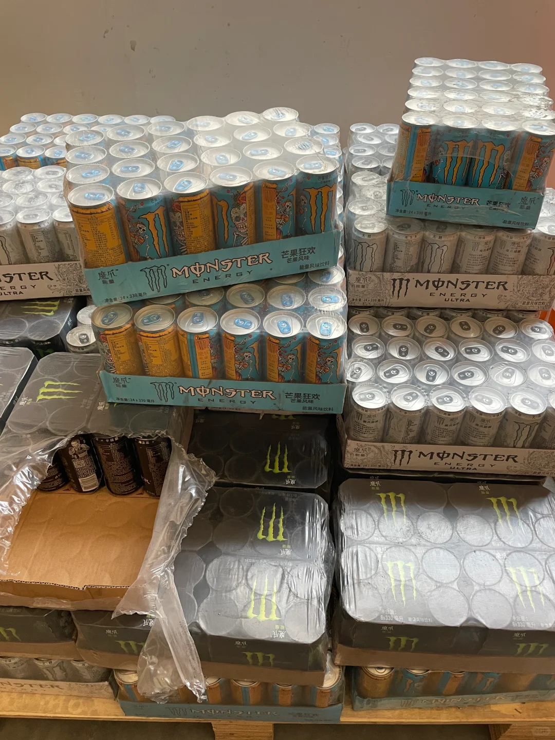 临期零食真的没人要？十块一大箱的快乐谁懂