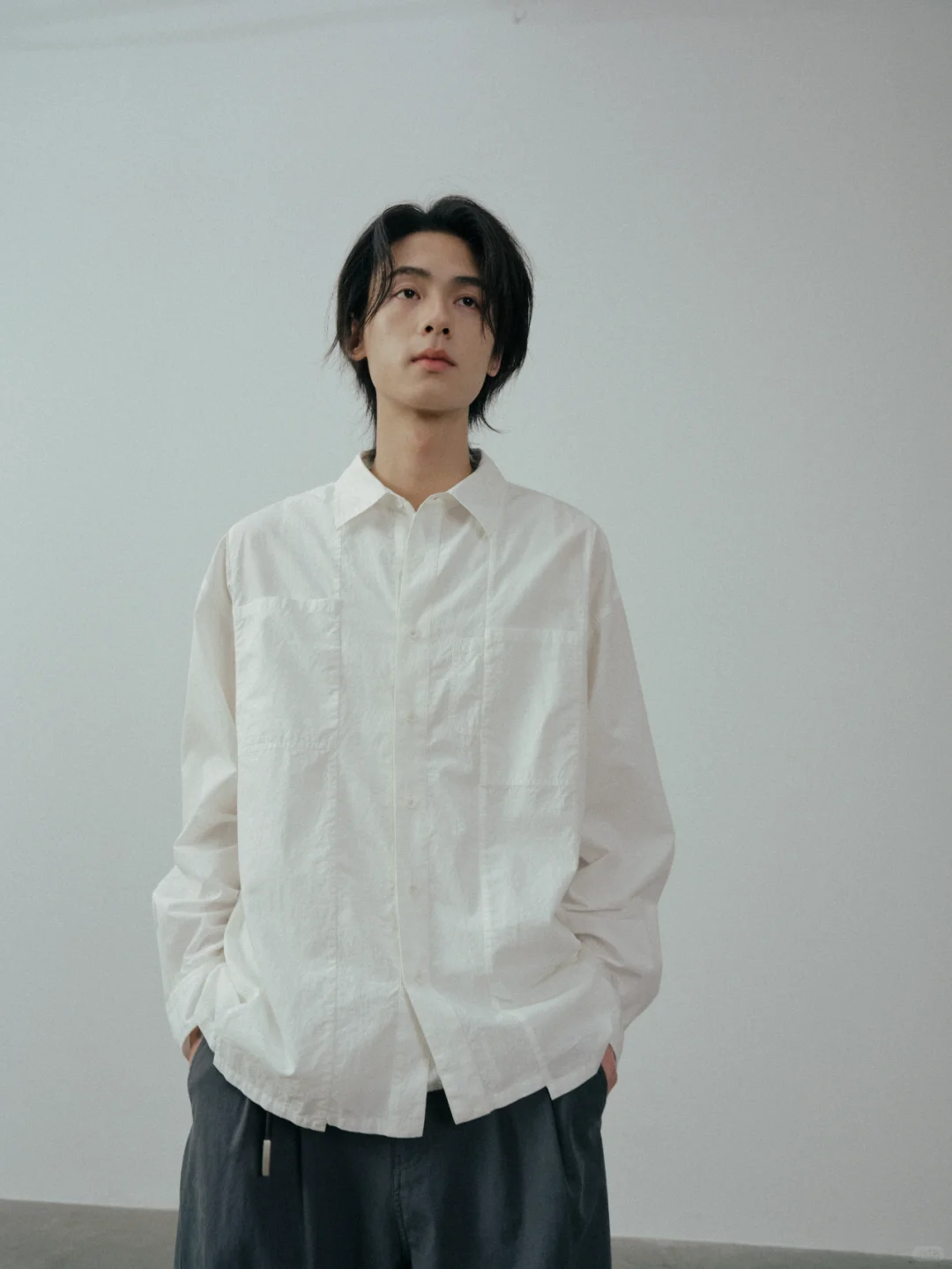 25SS早春新品*不规则设计解构白衬衫