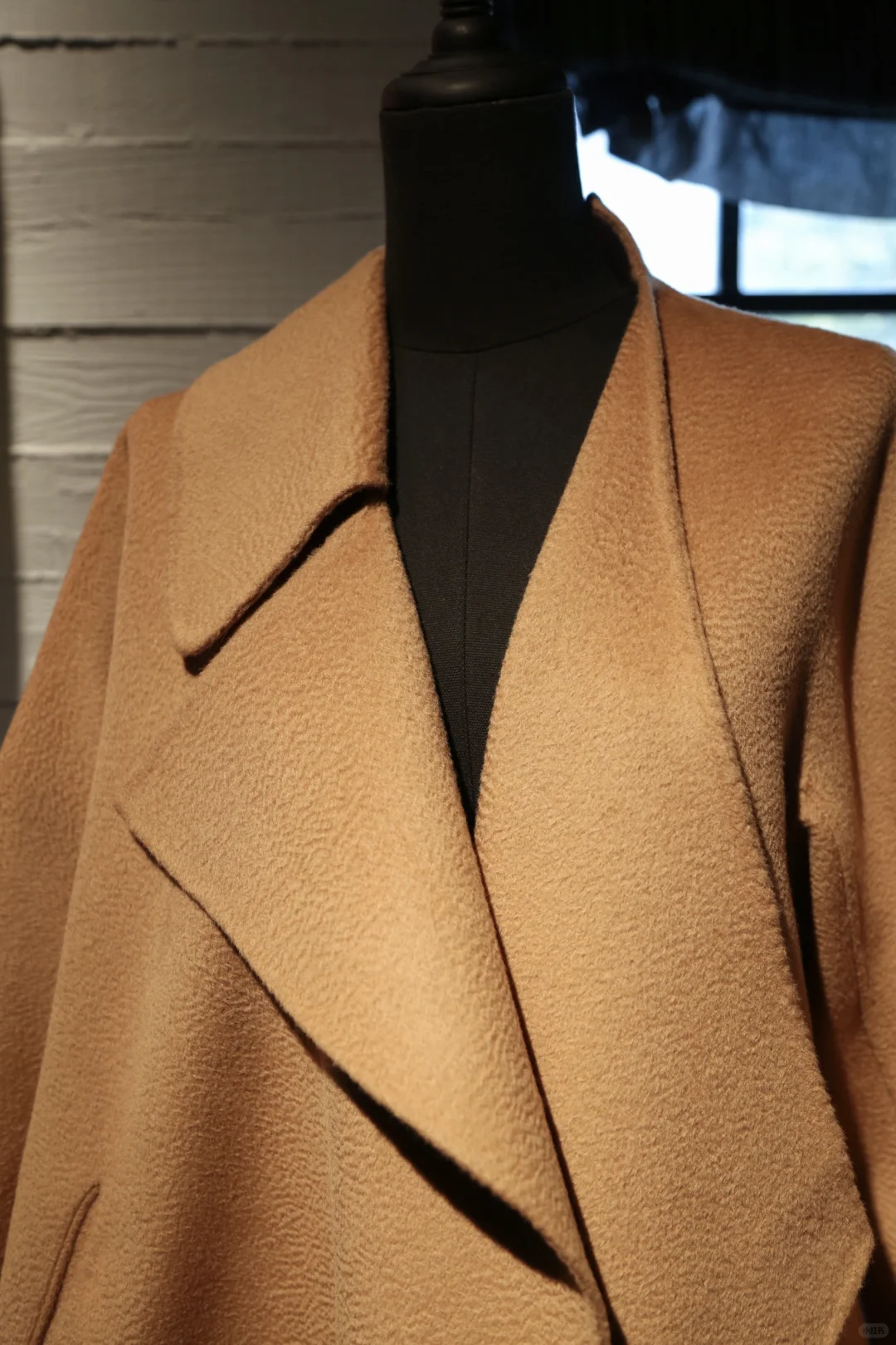 纯手工不规则设计款大衣