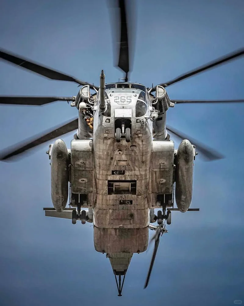 空中巨兽:超级种马直升机的力量与使命