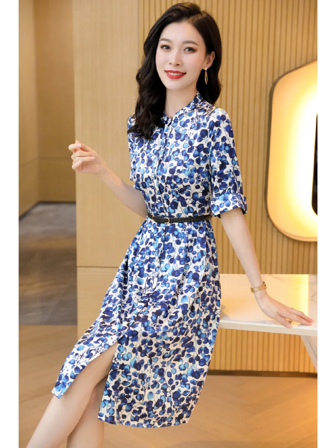 小众不对称领口设计☁️重磅真丝连衣裙?