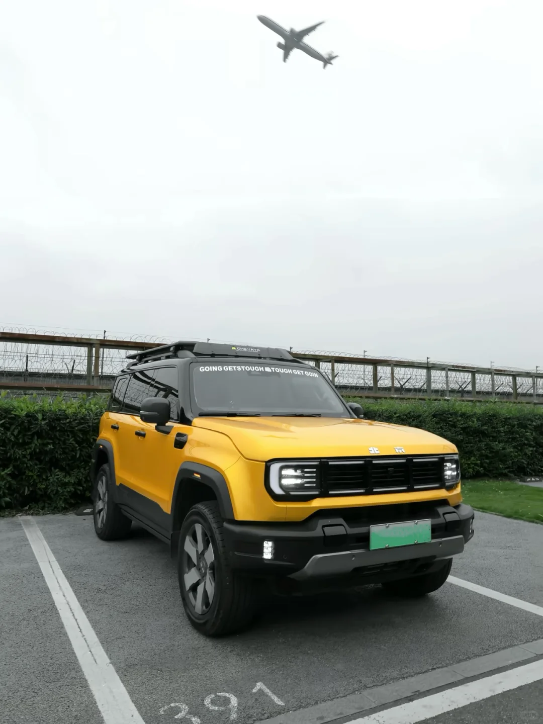 BJ40增程版 硬派越野与智能科技的结合