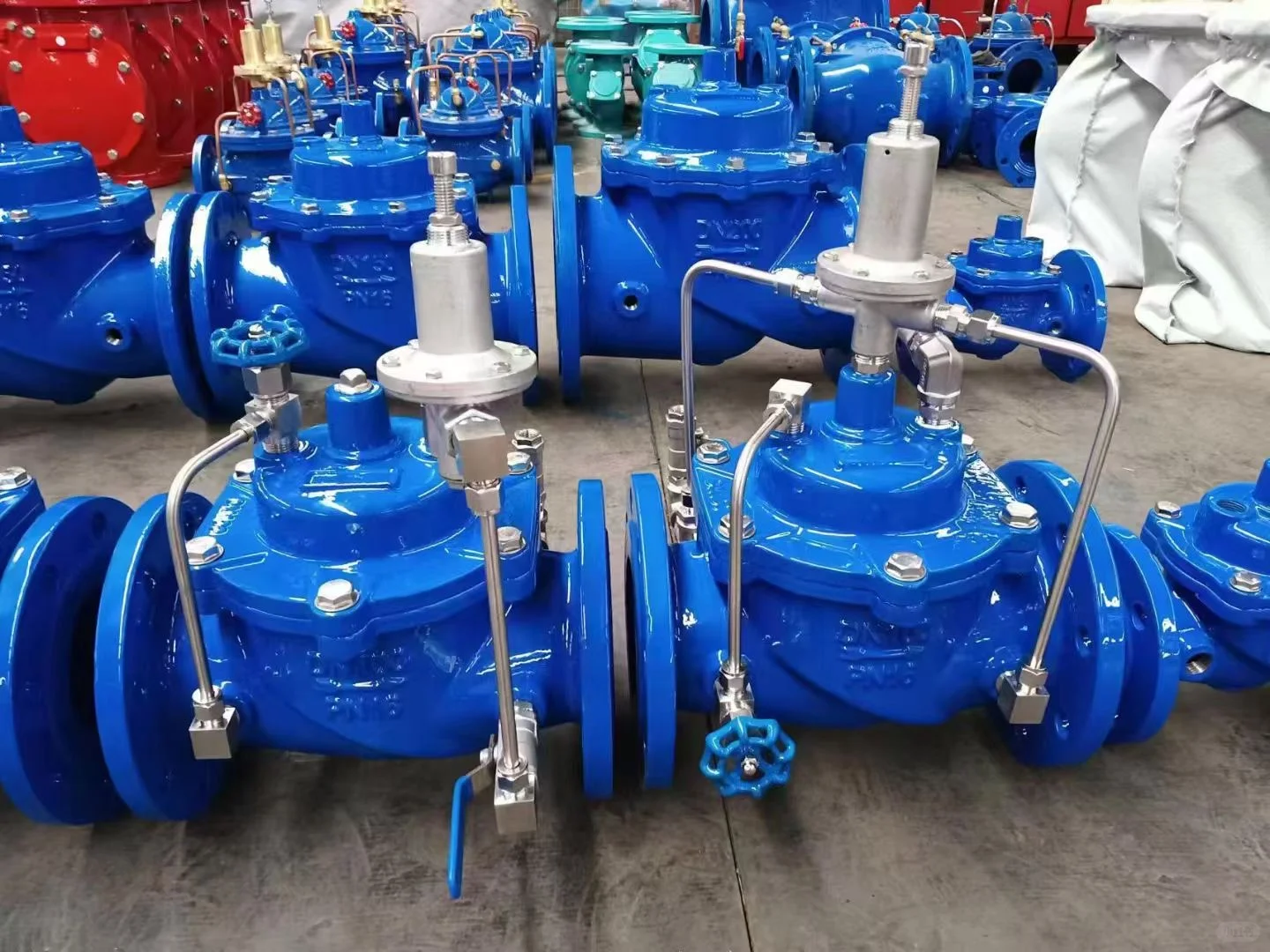 先导式减压阀，200X！ 持压泄压阀，500X！