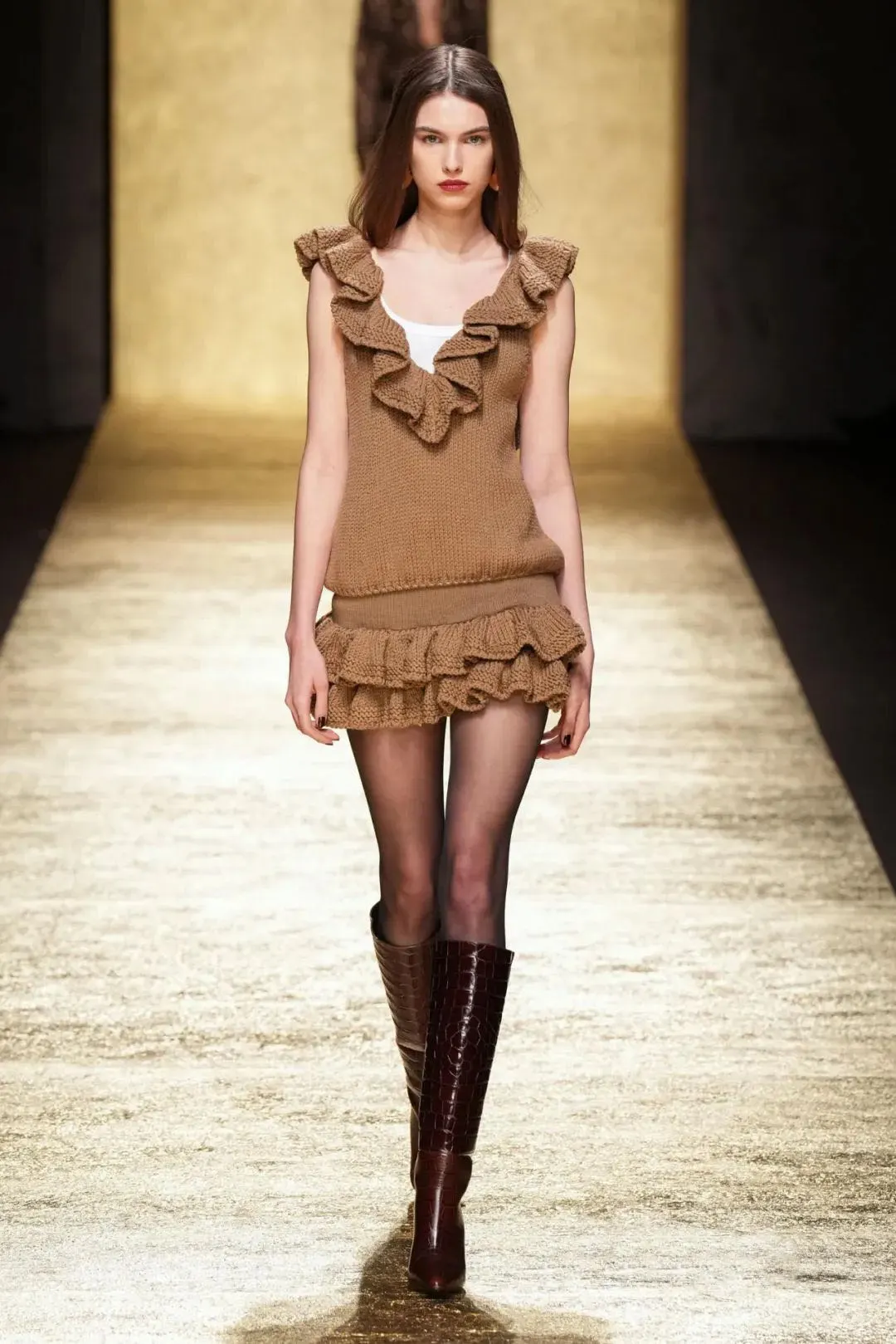 秀场｜Luisa Spagnoli 25AW 优雅的立体针织