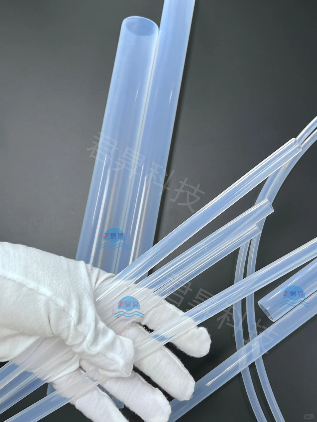 PFA管属于什么材质？属于氟塑料吗？