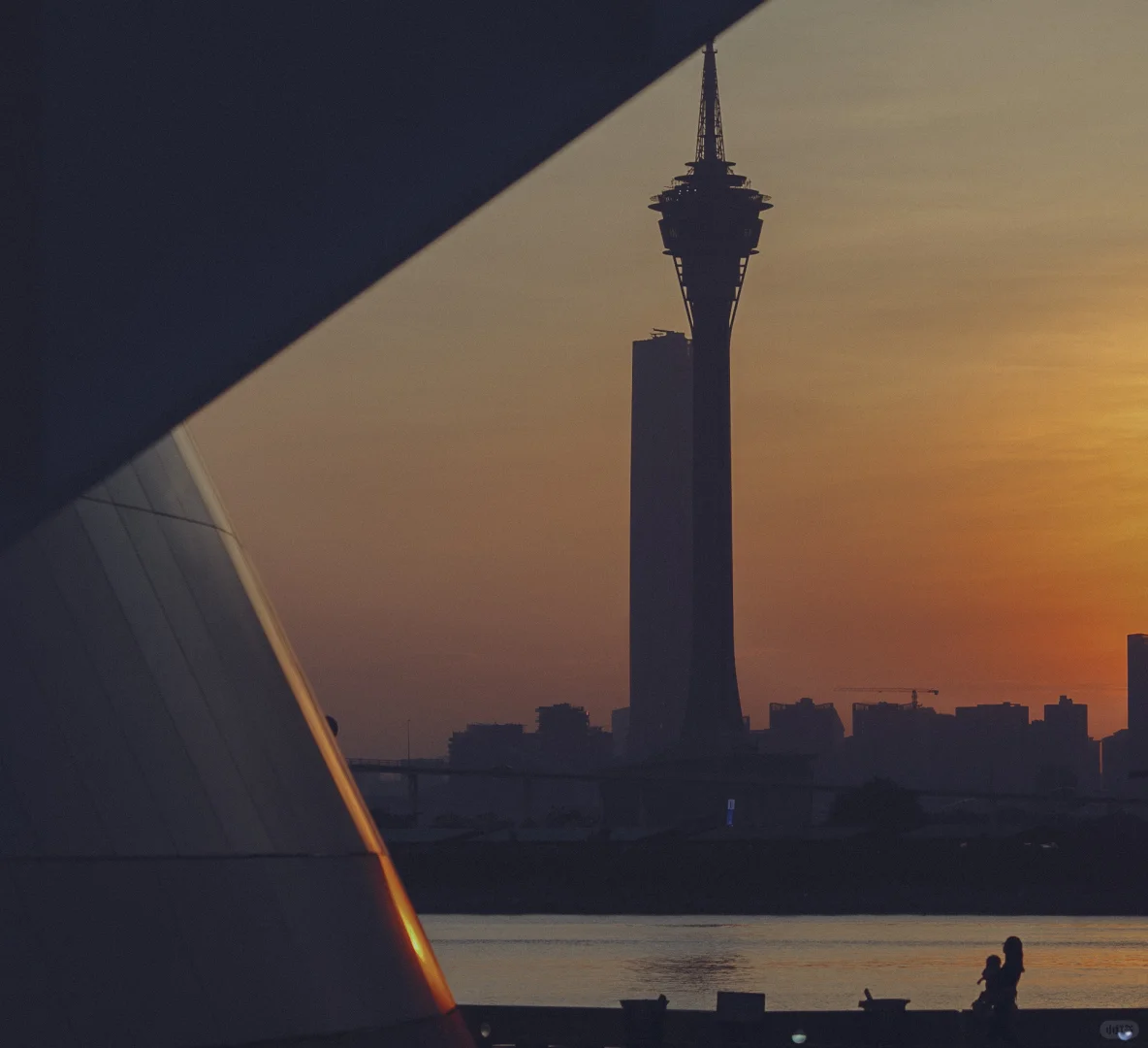 内容不精彩，那就靠剪裁?