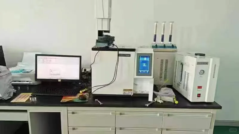 气相色谱仪，实验室专用精密仪器。配置齐全