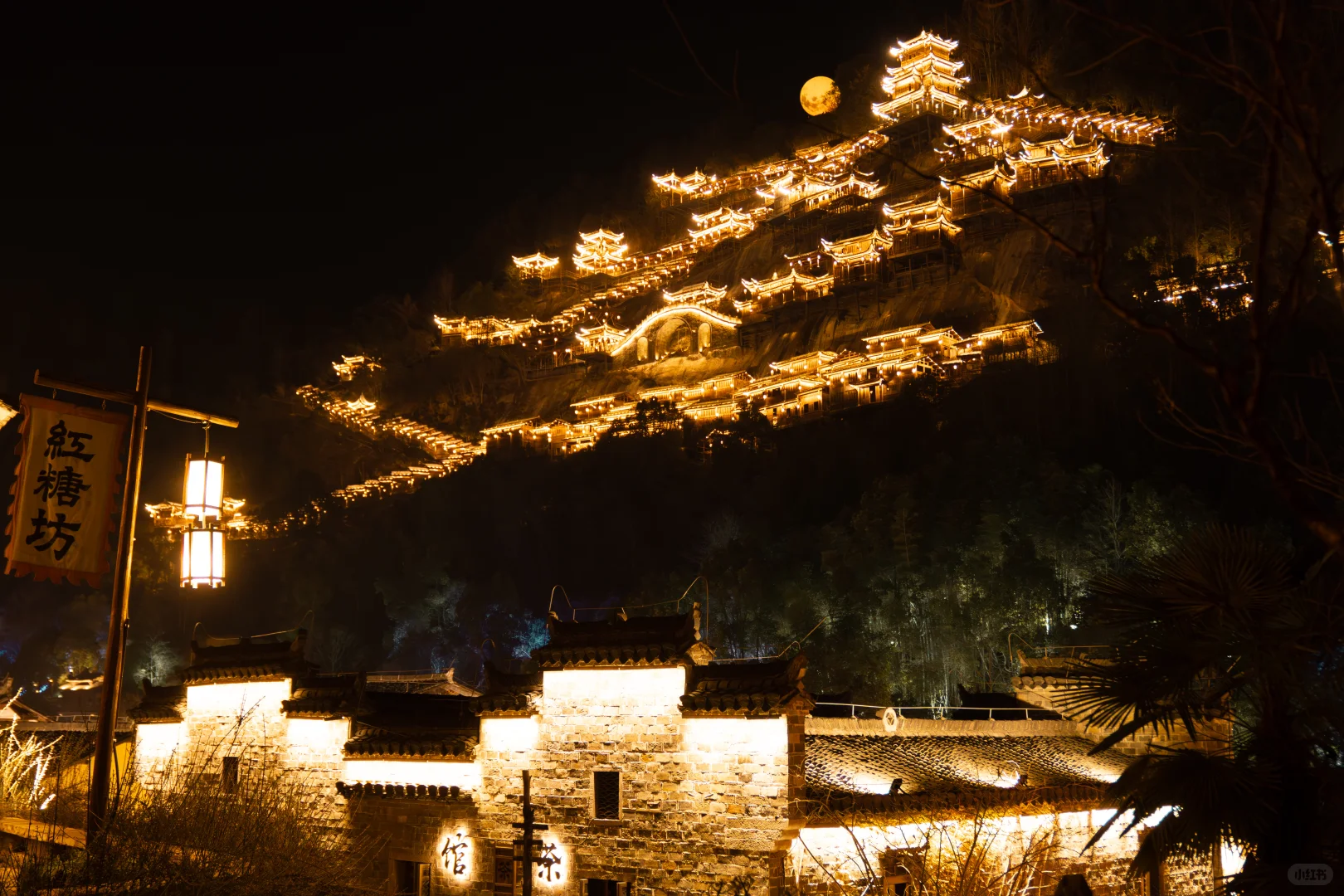 急寻！景区亮化灯具厂家直供，长期合作