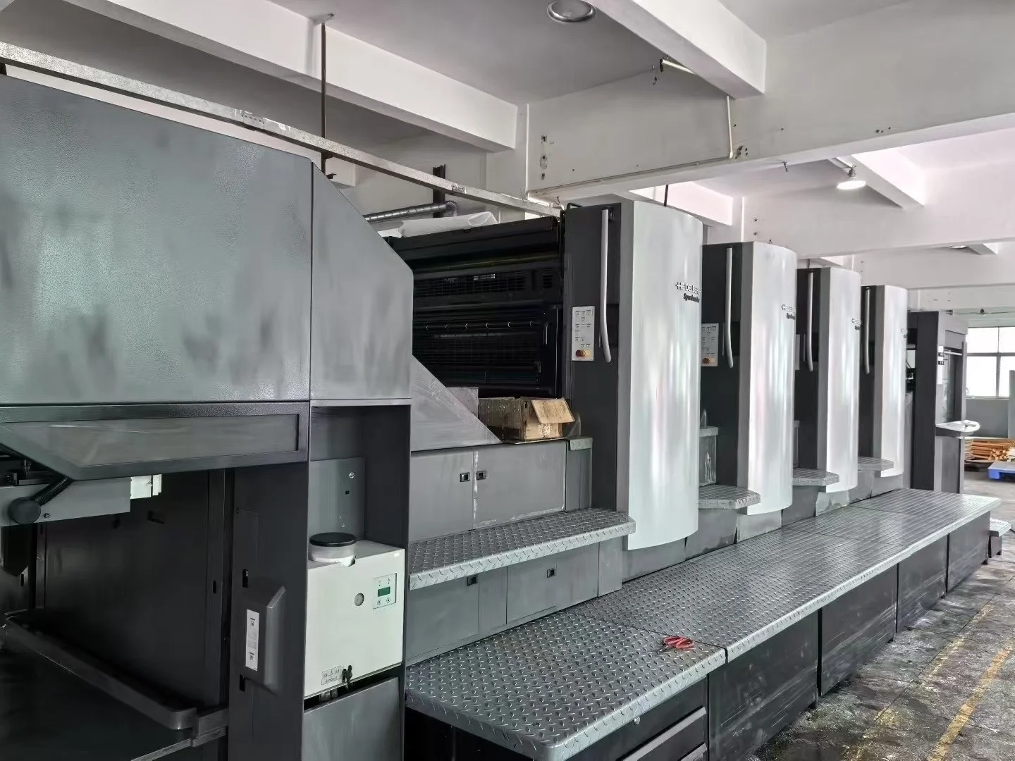 CD102-4 印刷机 印刷界的劳斯莱斯?