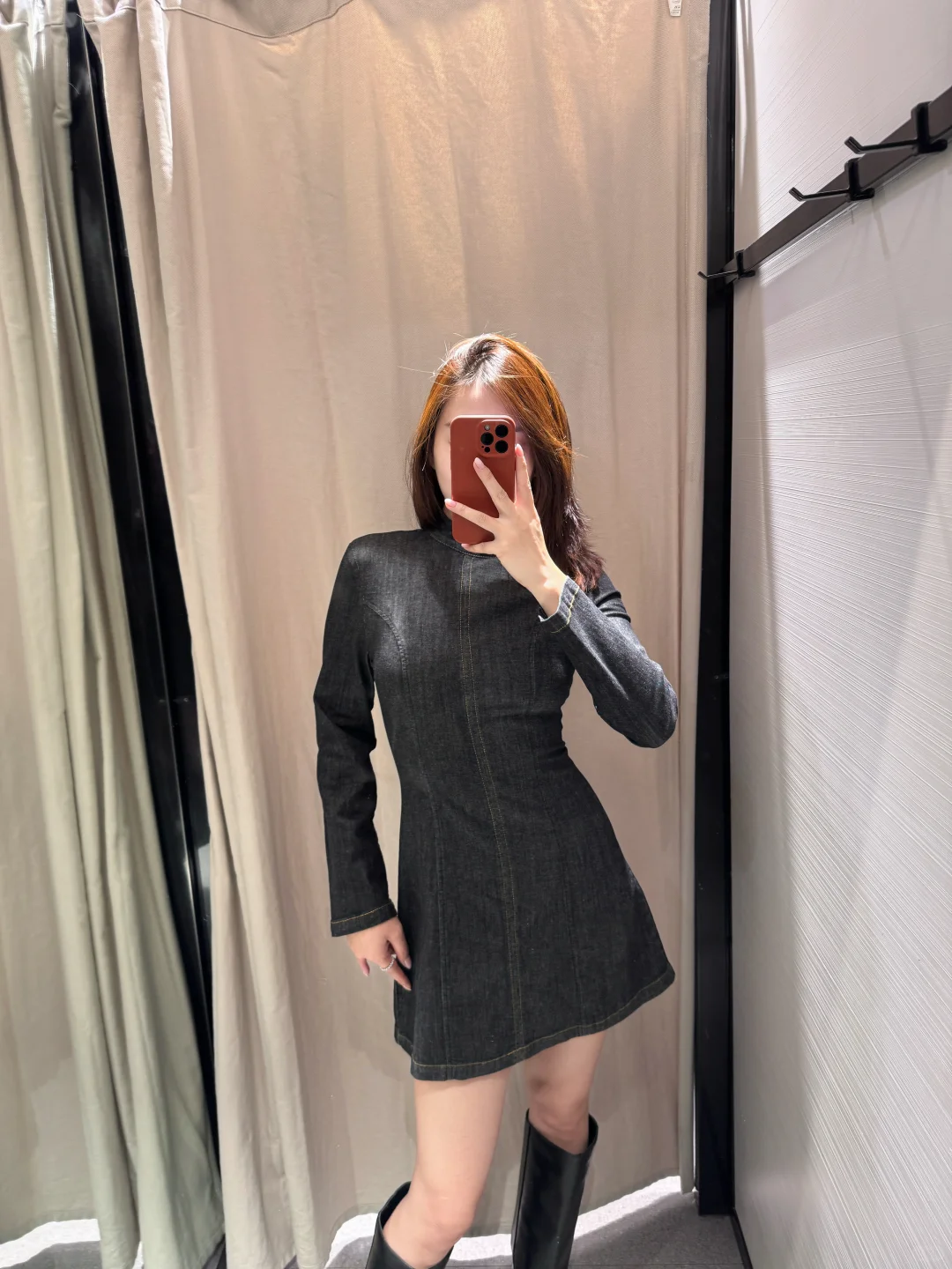 zara这牛仔裙剪裁显瘦神器 美了美了