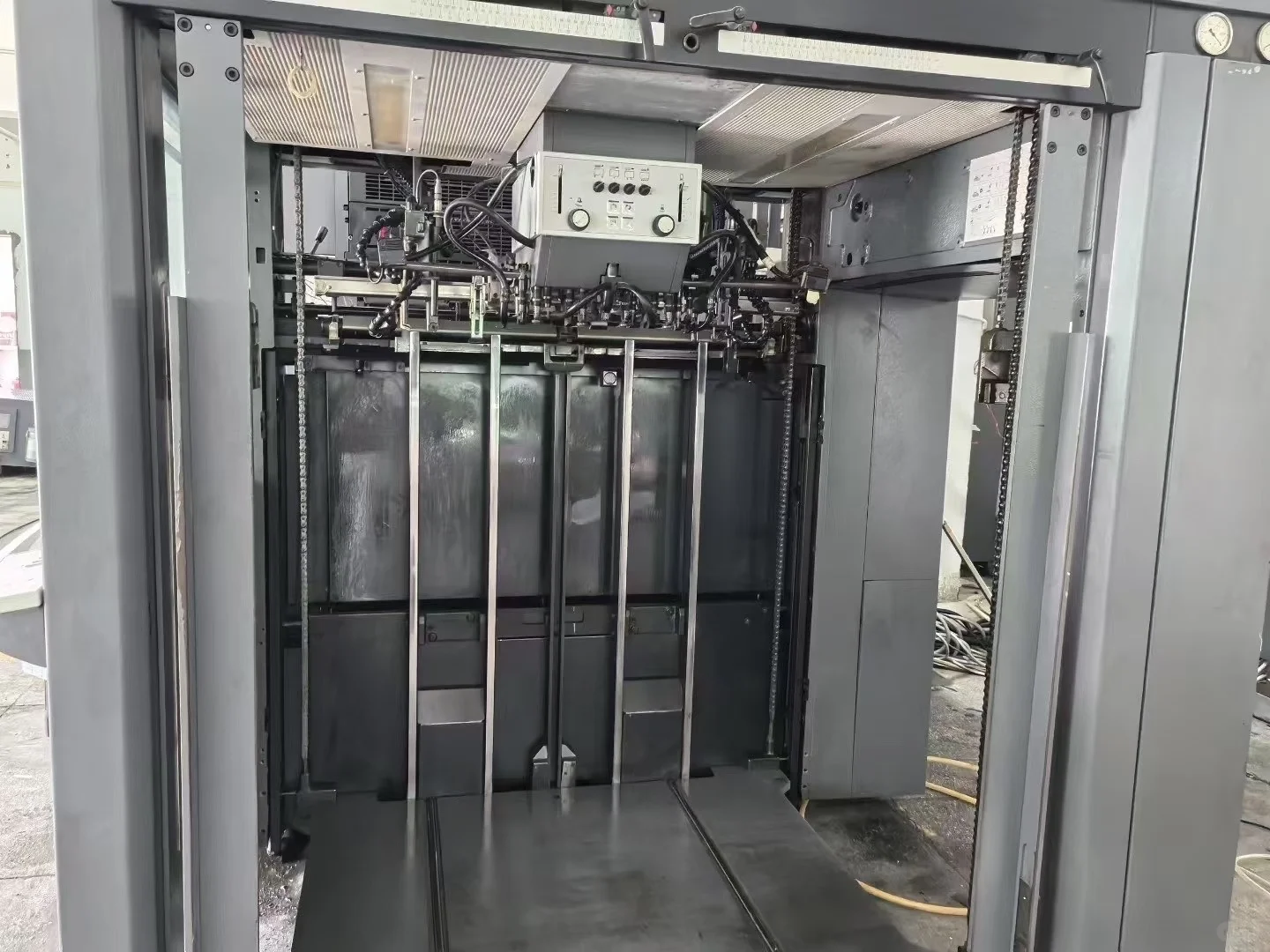 CD102-4 印刷机 印刷界的劳斯莱斯?