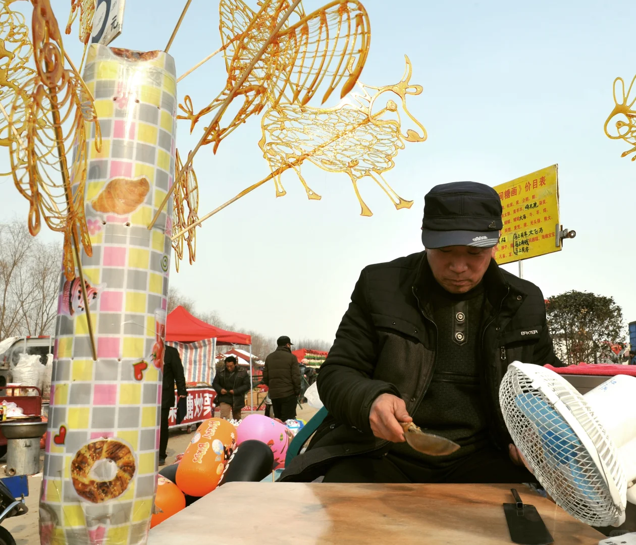 制作糖画的手艺人