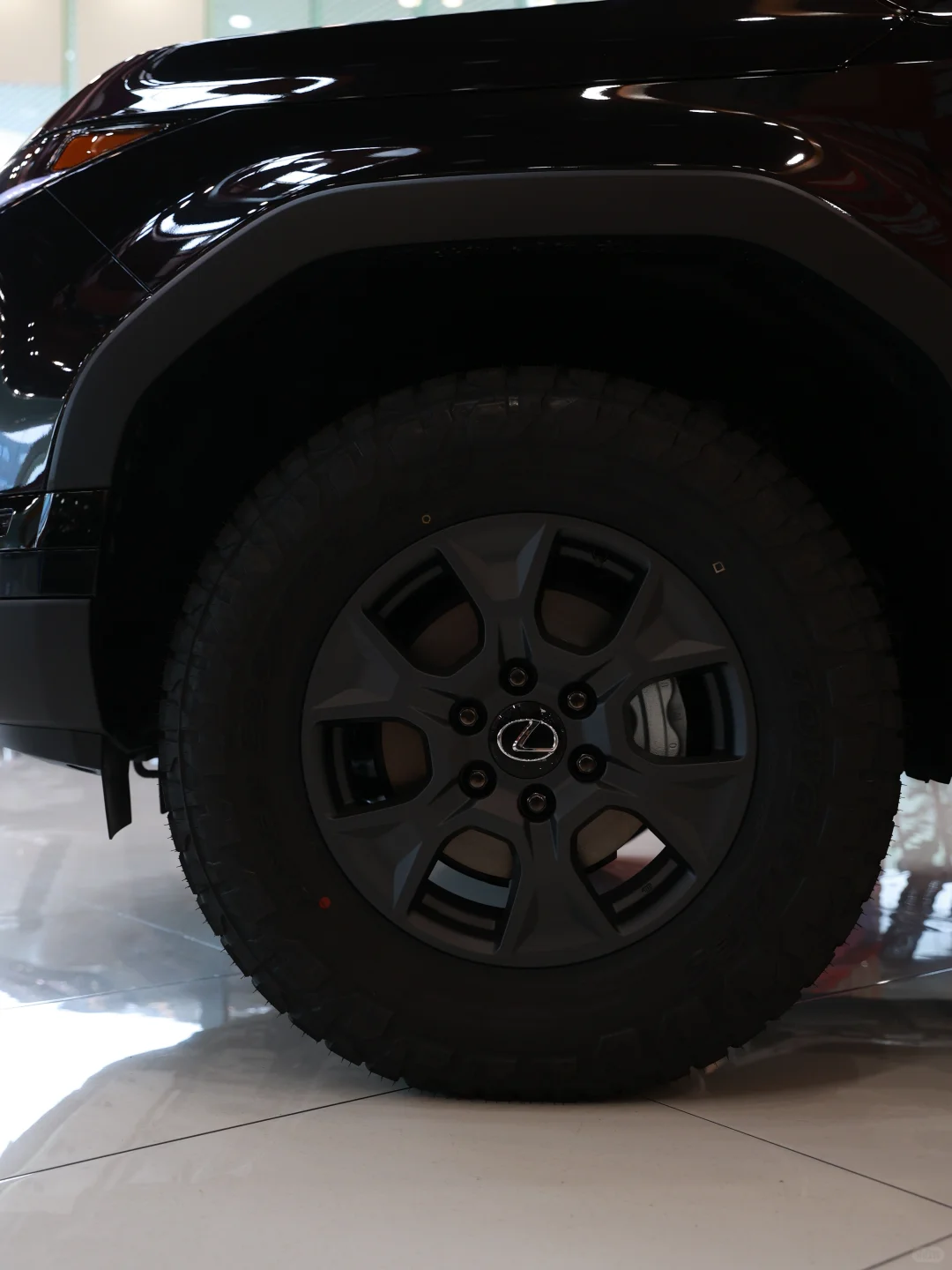 秋日硬派美学｜雷克萨斯GX的邂逅