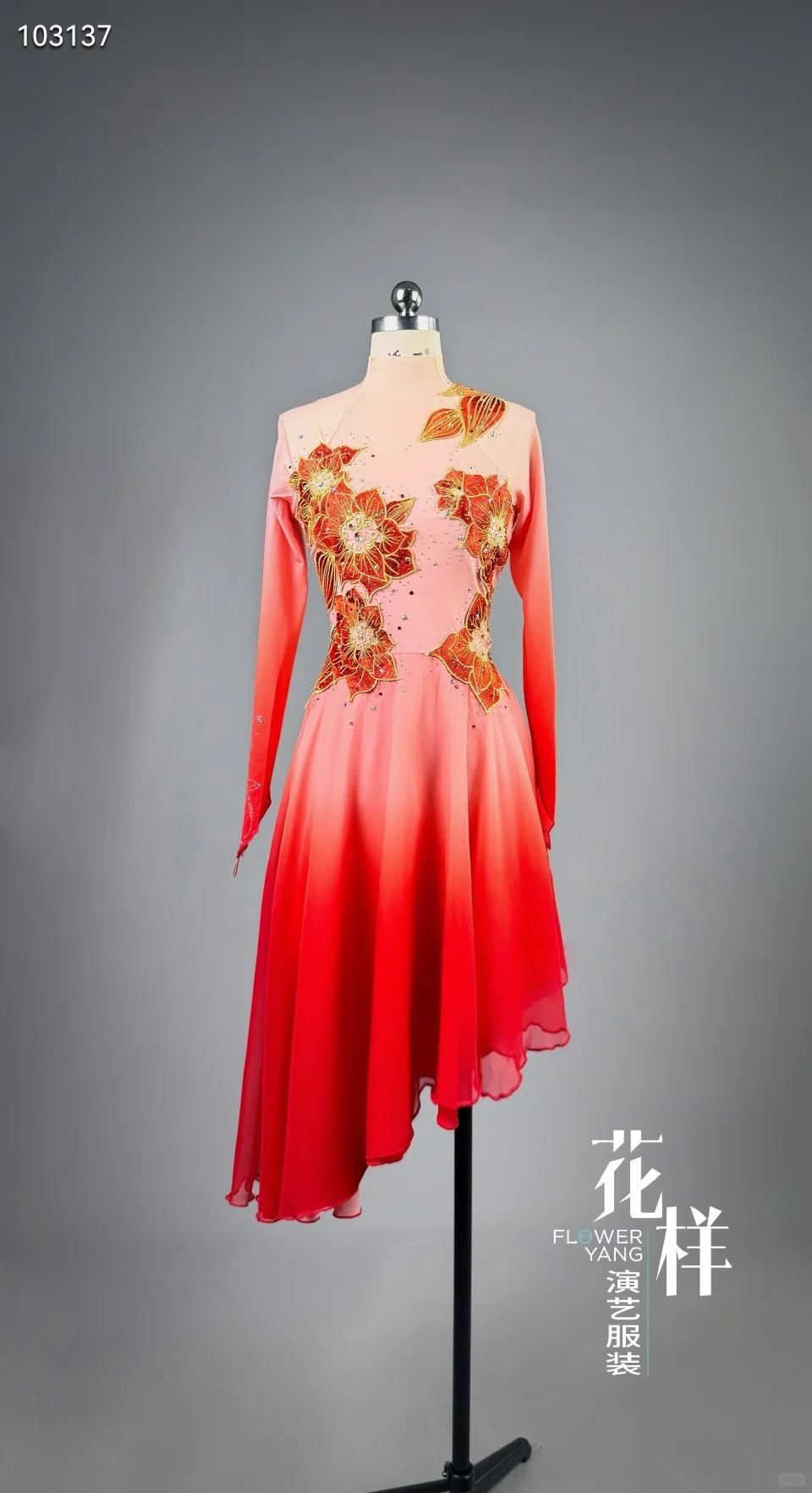 ?舞台“花火”战袍!渐变红+金绣