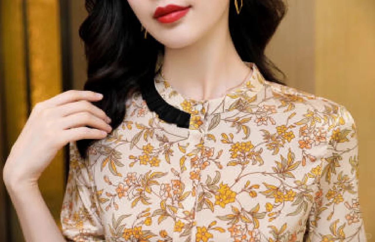 小众不对称领口设计☁️重磅真丝连衣裙?